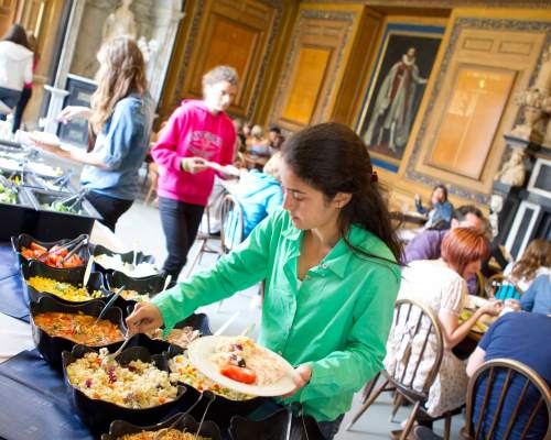 Abendessen im Internat