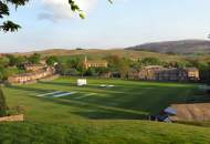 Spielfeld auf dem Gelände des englischen Internats Sedbergh