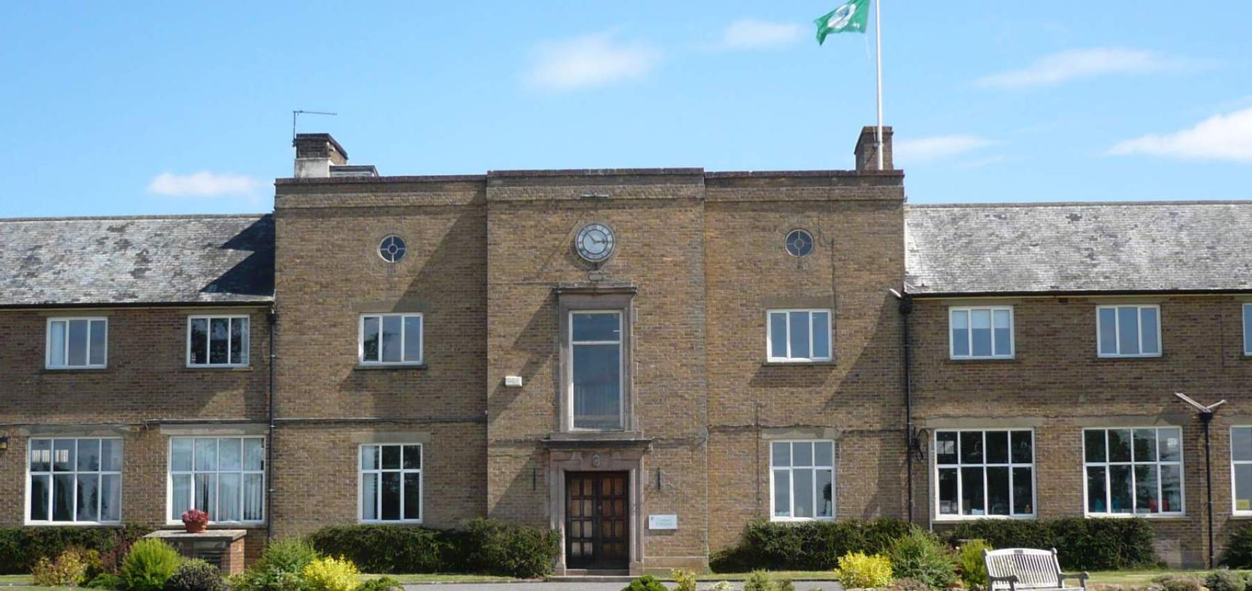 Außenansicht der Sibford School