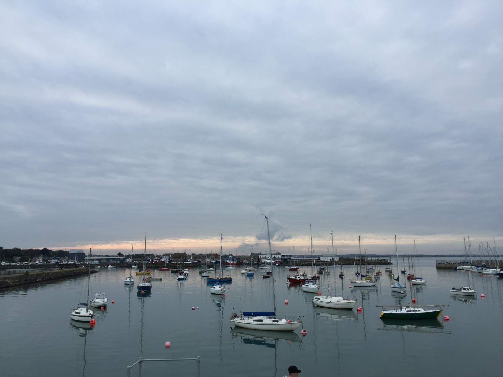 Der Hafen der malerischen Halbinsel Howth