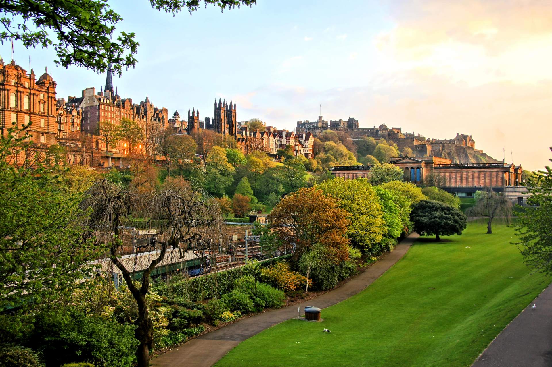 Spaziergang durch die Princes Street Gardens