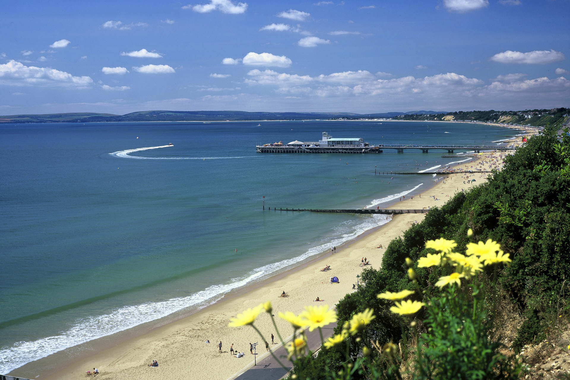 Bournemouth Pier und Strand.jpg