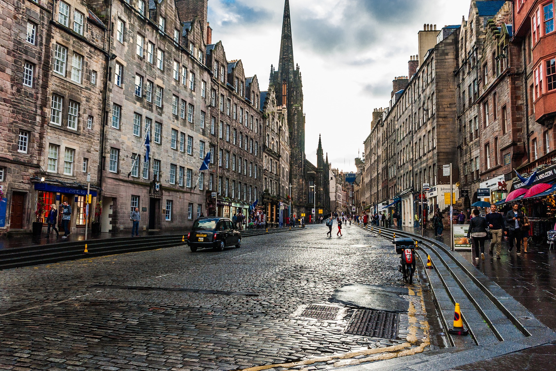 Innenstadt Edinburgh.jpg